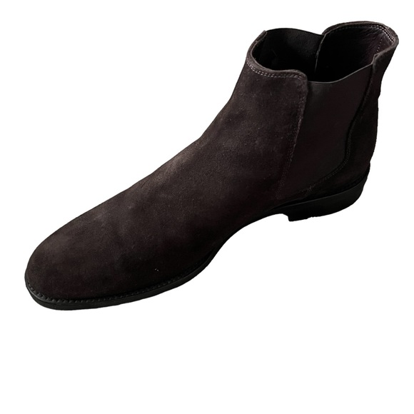 Salvatore Ferragamo Brown Suede Classic Chelsea Boots Side 10 - Picture 3 of 13